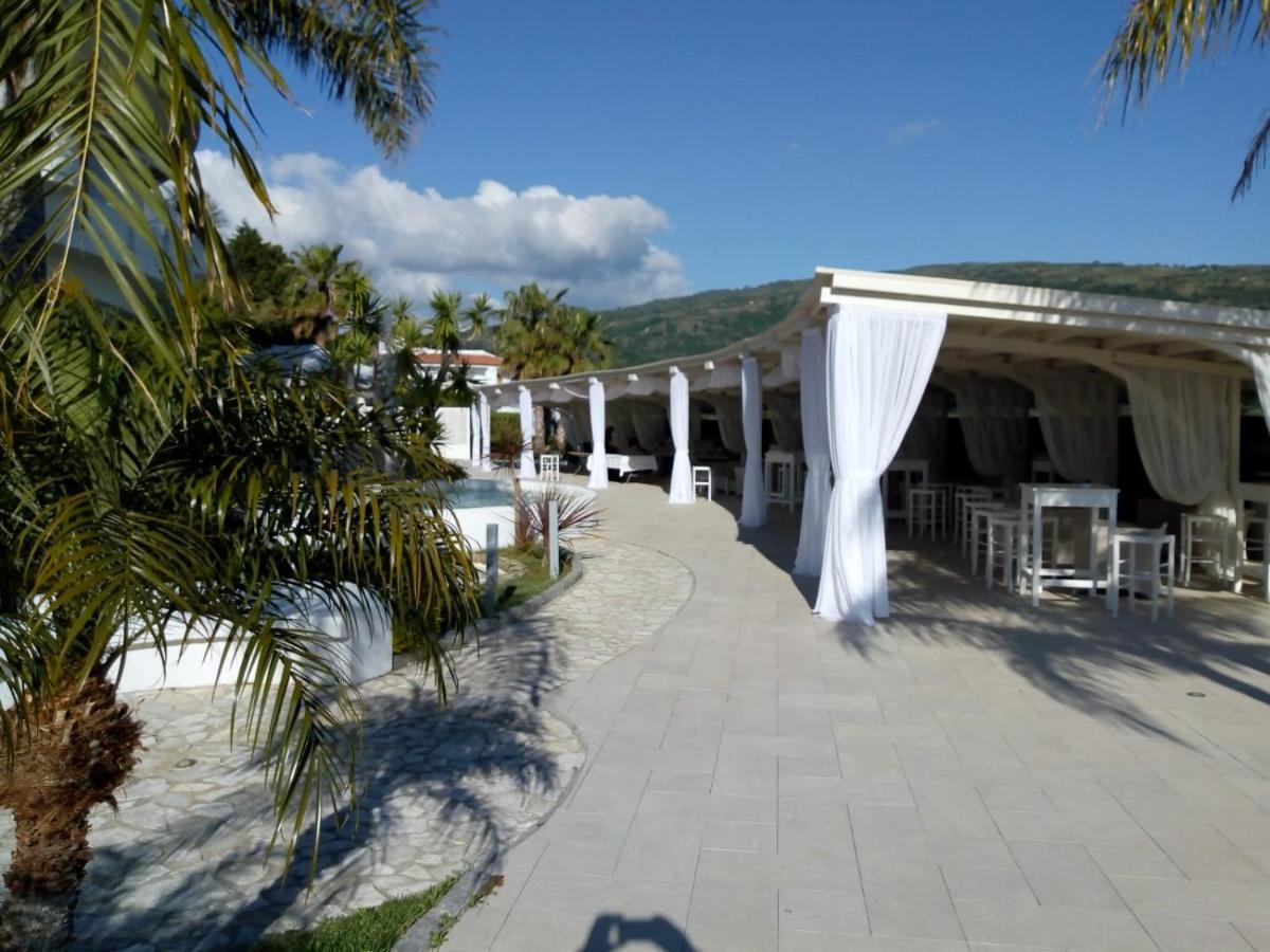 Sunshine Club Centro Benessere 4*
