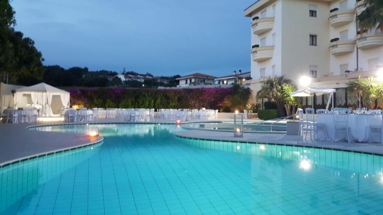 Sunshine Club Centro Benessere Hotel Ricadi