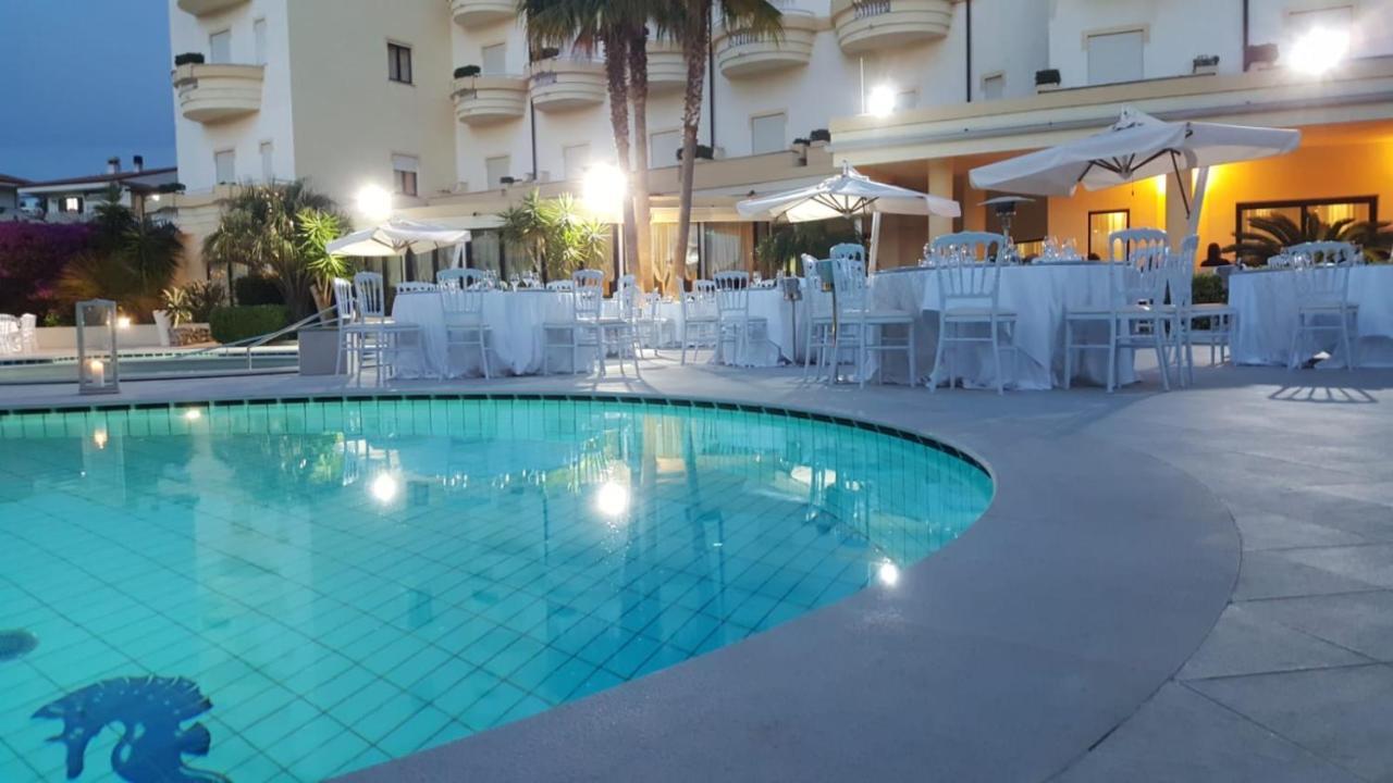 Hotel Sunshine Club Centro Benessere